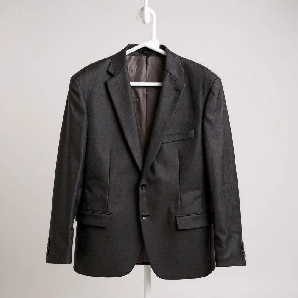 Calvin Klein Blazer Mens 42R Black Lined Pockets Two Button Long Sleeve Wool